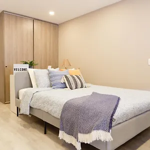 https://apt-the-petit-flat-bright-stylish-studio-near-unicentro.hotels-bogota.net